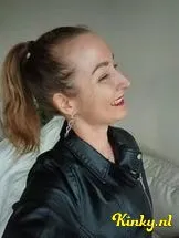 anna-virtual-sex-via-kinky-6948f6d74927090013f9a3a4