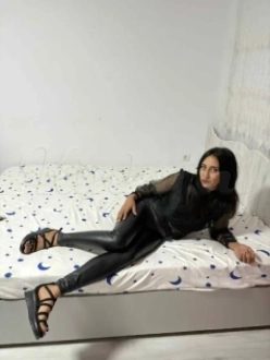 rebeca-escort-via-kinky-691b86b7c0682f0013e03bcb