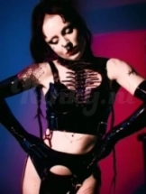 moir-bdsm-via-kinky-6929f7c3f6f33000132f59e3