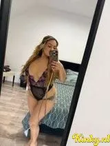 Soraya - Hete Latina, meegaande fetisjist