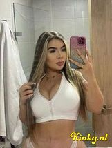 ariana-prive-ontvangst-via-kinky-695dfc84380ca90013f03d51