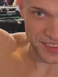 matt-escort-via-kinky-69dc614c1f56ac0013ae9c22