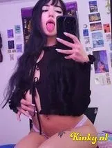 gaia-virtual-sex-via-kinky-69432500d30fad00136135e3