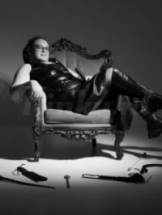 meesteres-titania-bdsm-via-kinky-6968fe62cc37e300130e45fc