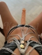 bonny-bdsm-via-kinky-697770725c4a290013639237