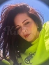 cléo-erotische-massage-via-kinky-697359eebedbf800144ad047