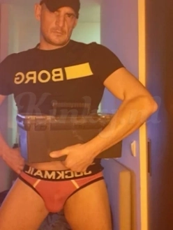 anton-escort-via-kinky-69a59e0203dbe10013ffb61e