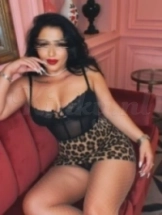 lucy-erotische-massage-via-kinky-69b3625a22978600121495a2