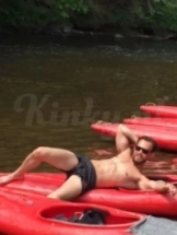 thomas-escort-via-kinky-6984507111aba900140362d7