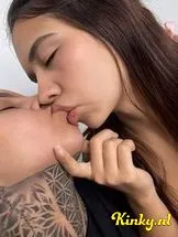 sofia-&-saray-virtual-sex-via-kinky-699c7e6d7972fd001286986a