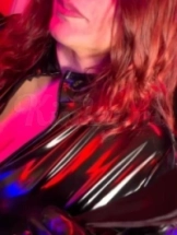 meesteres-niky-bdsm-via-kinky-664cbcbdce23b1001a1e7e61