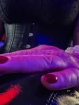 meesteres-niky-bdsm-via-kinky-664c9ea24d5965001a0140c1