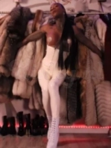 miss-venchy-bdsm-via-kinky-68ffca5e5a625a00138aadc9