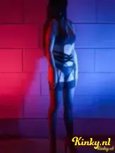 kayla-erotische-massage-via-kinky-67eea32543e4b900138656f0