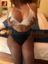 perla-erotische-massage-via-kinky-69776f226b12d8001314406e