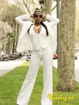 gabriela-prive-ontvangst-via-kinky-5cf67bf07aa54016bc7bab6c