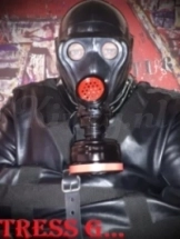 meesteres-g-bdsm-via-kinky-5cf6ad4a5538636ae6f47265