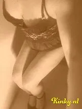 lisa-erotische-massage-via-kinky-698328562ec2c000132c01c5