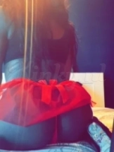 jamila-prive-ontvangst-via-kinky-62d815b62e5e3a001a9b98d0