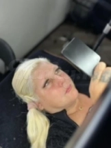 chanel-erotische-massage-via-kinky-68ea40e04884f30013e8b98e