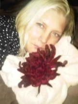 chanel-erotische-massage-via-kinky-64242fc226f46900123a2185