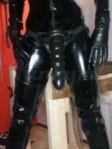 meesteres-isabella-bdsm-via-kinky-651168ed676a4f001a437f18