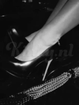 meesteres-cheyenne-bdsm-via-kinky-5cf67dcec1d584675a74e6e1