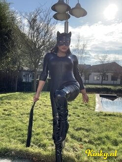 roxanna-prive-ontvangst-via-kinky-67ab72761f88450013e4512d