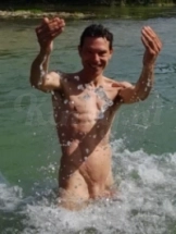 ian-erotische-massage-via-kinky-675a1dba2669de0012a0d4c7