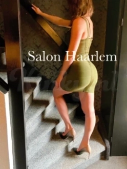 tess-erotische-massage-via-kinky-65c28e1dfa11410019472d05