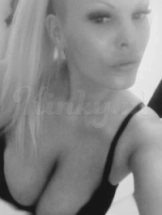 roos-escort-via-kinky-6246b80ecf87cc0012d05e8f