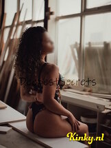 veronica-escort-via-kinky-670688d4bdcf5d0013d3499a