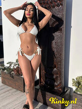 zoe-prive-ontvangst-via-kinky-662a0ee1298c5c001a6a1eb9
