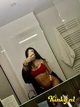 anaisse-prive-ontvangst-via-kinky-682dbf28b04b8d00132db255