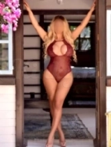 valentina-prive-ontvangst-via-kinky-613cc499c8651ac63c8b3cac