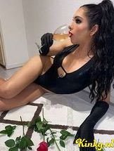 shakira-prive-ontvangst-via-kinky-68f22a6b5a625a00138a9952