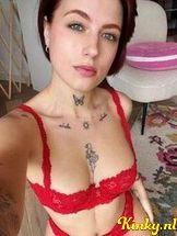 anne-virtual-sex-via-kinky-68cbea1339a405001305d748