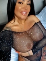 chanel-prive-ontvangst-via-kinky-62c497e72e5e3a001a9b7500