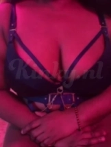 perla-erotische-massage-via-kinky-6937fb16c221f40013fdb1f8