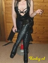 luci-lux-raamprostitutie-via-kinky-6245fe1488abf2001334c560