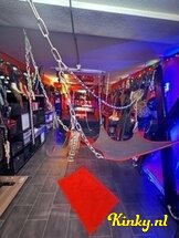 mrs-samantha-bdsm-via-kinky-6761e445d26d5a0013a192c7