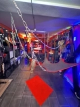 mrs-samantha-bdsm-via-kinky-6761e445d26d5a0013a192c7