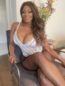 indira-prive-ontvangst-via-kinky-66663b3c3a64280019151a7b