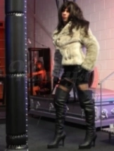 ts-meesteres-shi-bdsm-via-kinky-61f32bff10ceba0013d5c8e8