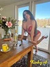 yia-prive-ontvangst-via-kinky-6229ee5bcf87cc0012d02b22