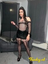 ivonny-prive-ontvangst-via-kinky-67d2c74411c7510013ee033c