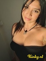 roxanne-escort-via-kinky-6495cdaf26f46900123ac2a0