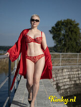 laura-prive-ontvangst-via-kinky-651d5ef5ec81880019741175